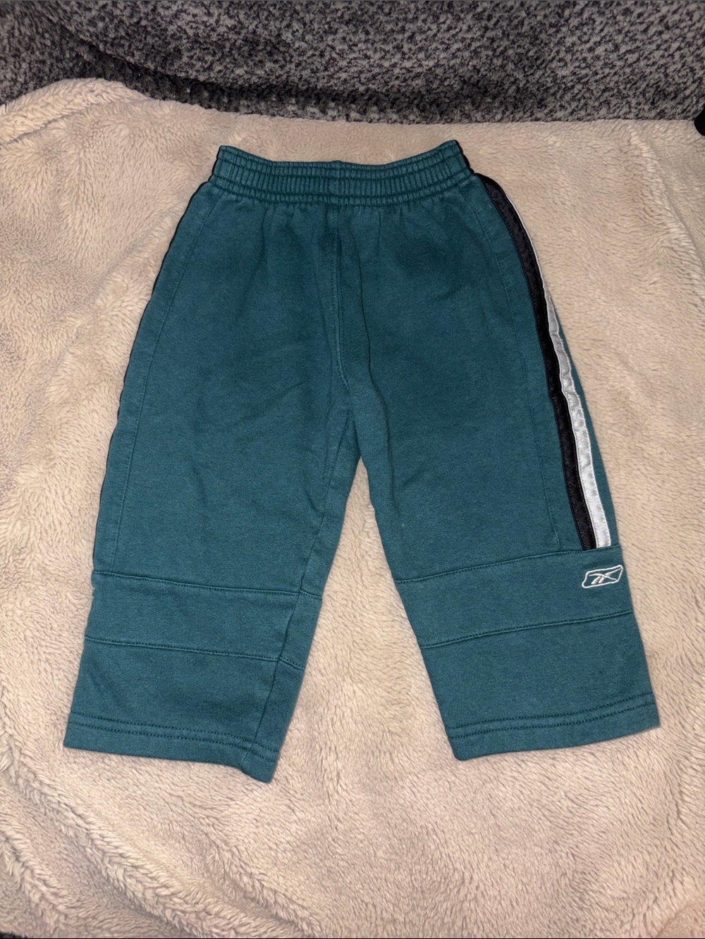 🎉4 for $20 Reebok Philadelphia Eagles Sweatpants, 18 mo